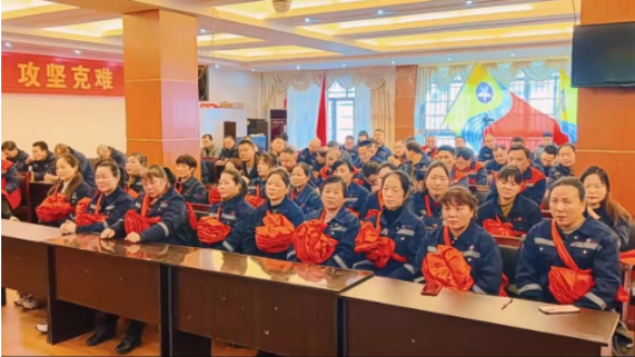 娄底j9九游会实业表彰“三八红旗手”